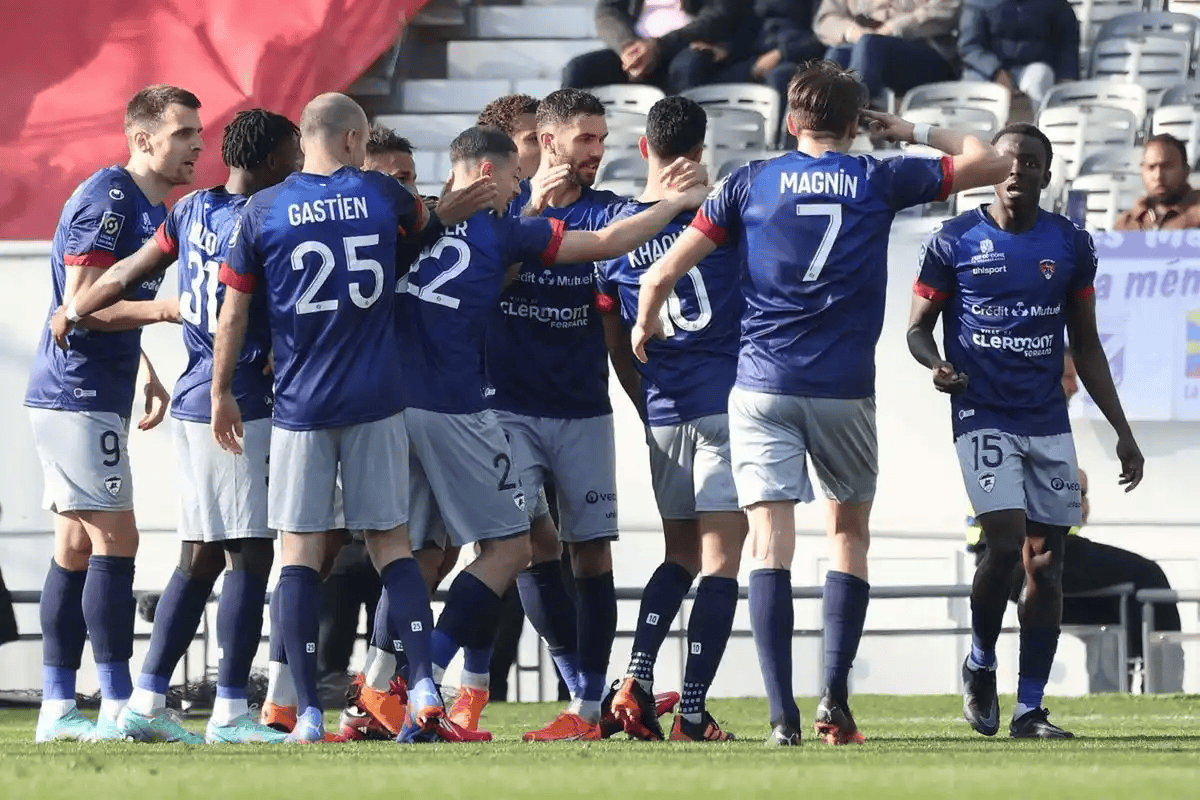 拉齐奥3-2国际米兰,奥斯梅恩和库卢塞夫斯基划破对手防线 拉齐奥3-2国际米兰,奥斯梅恩和库卢塞夫斯基划破对手防线