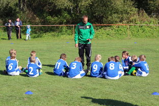 开云全站-中国足球换人后战术效率变化统计，最新足球比赛换人规则介绍最新