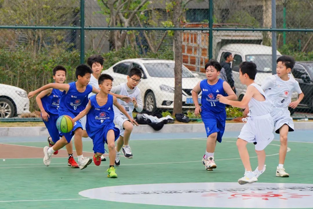 关于开云体育：篮球公益活动走进山区：为孩子们带去希望和快乐的信息